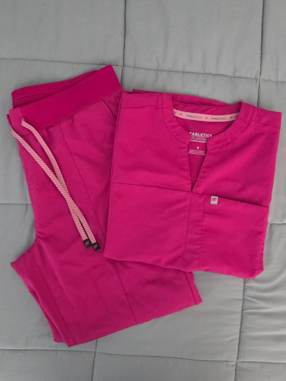 Fabletics Scrub Set - Hibiscus